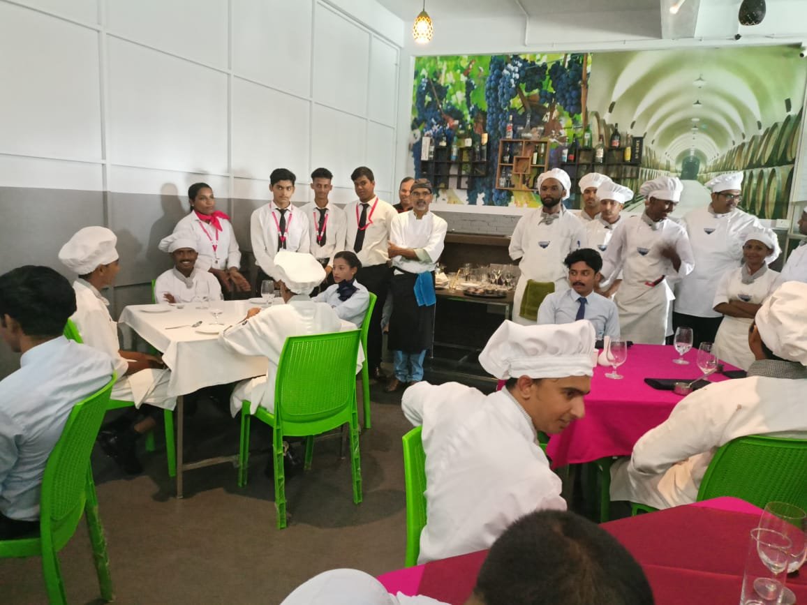 FB-Service-practical-1